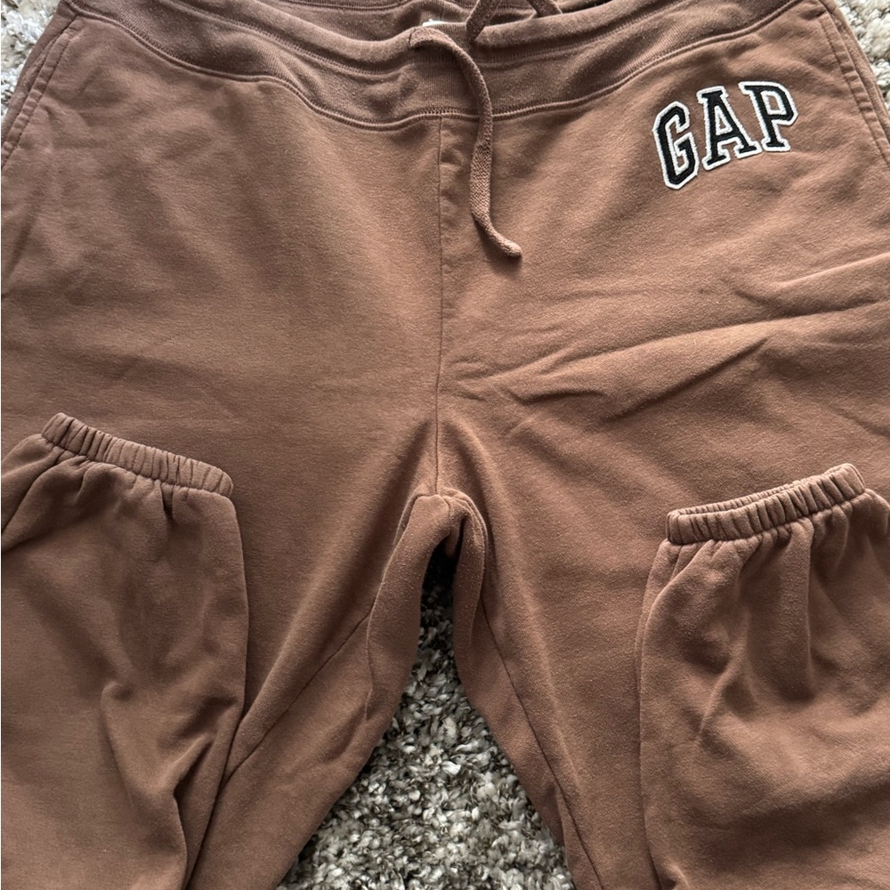 The GAP Women's sweatpants